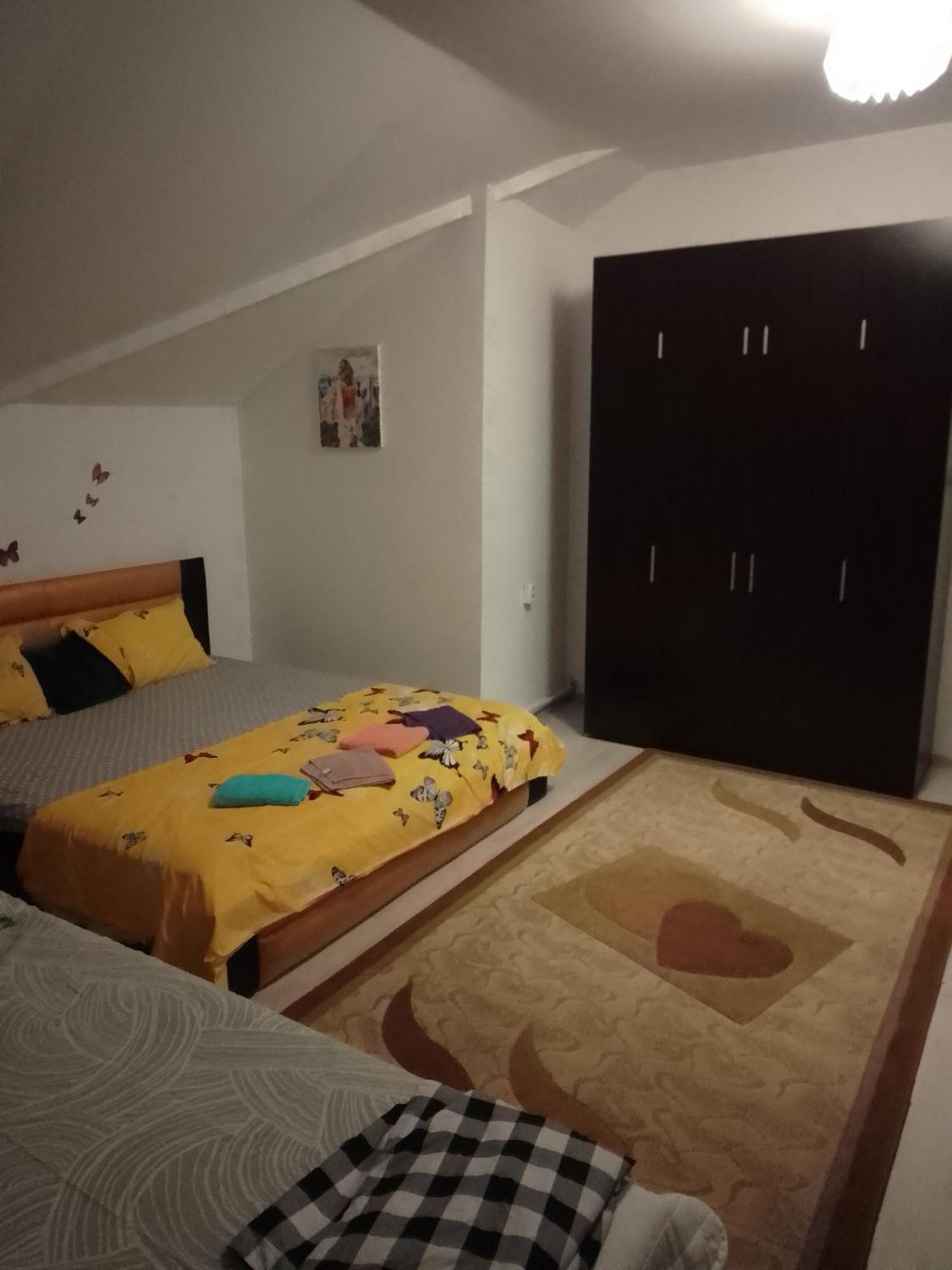 Casa Mocanu Gyurgyevó Kültér fotó